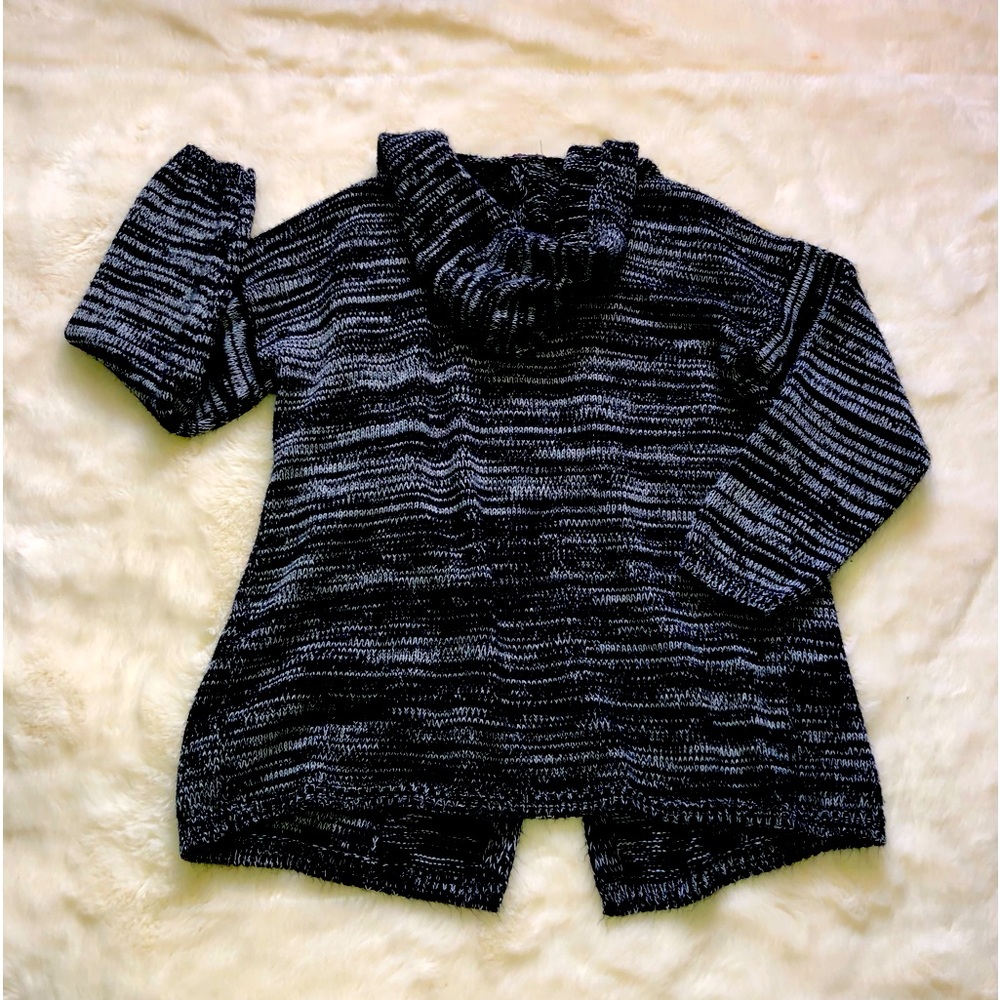 Cardigan - Picture 2 of 6
